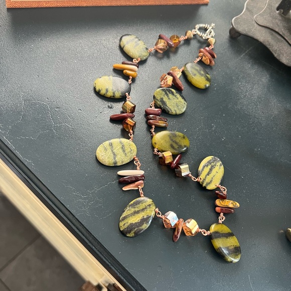 Handmade serpentine, jasper, & crystal copper wire gemstone necklace - Picture 3 of 8